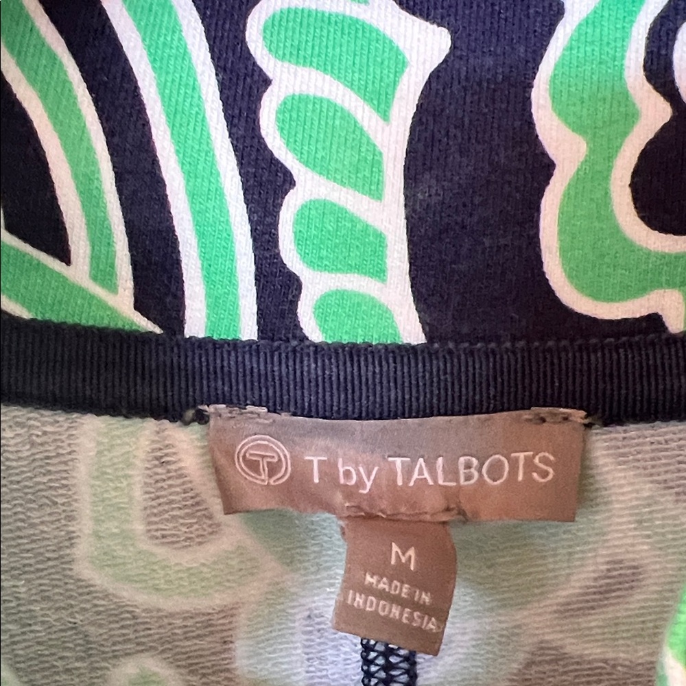 Talbots Green and navy Paisley top - Picture 2 of 4